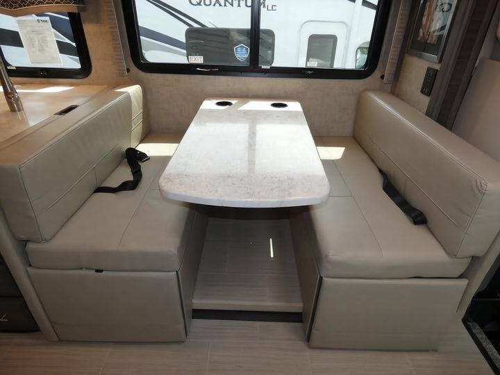 Dream dinette