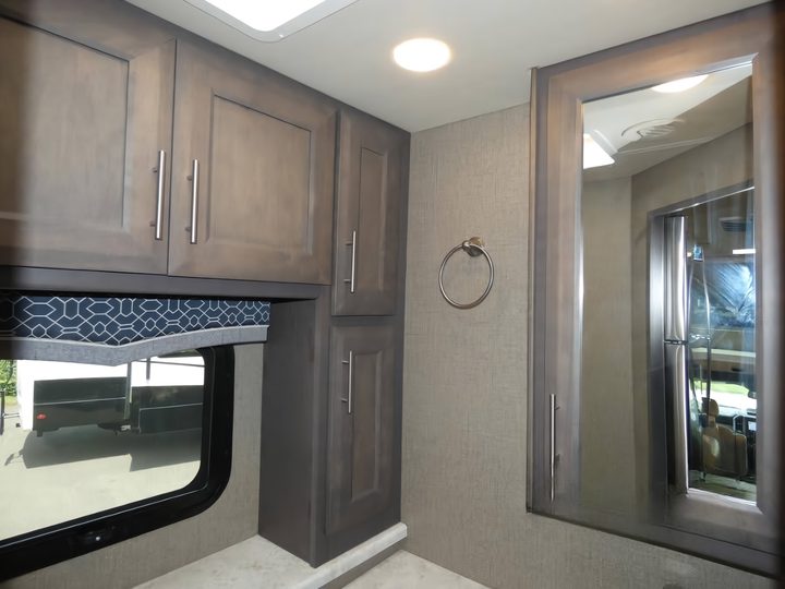Bathroom vanity