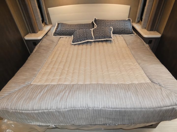 The king bed